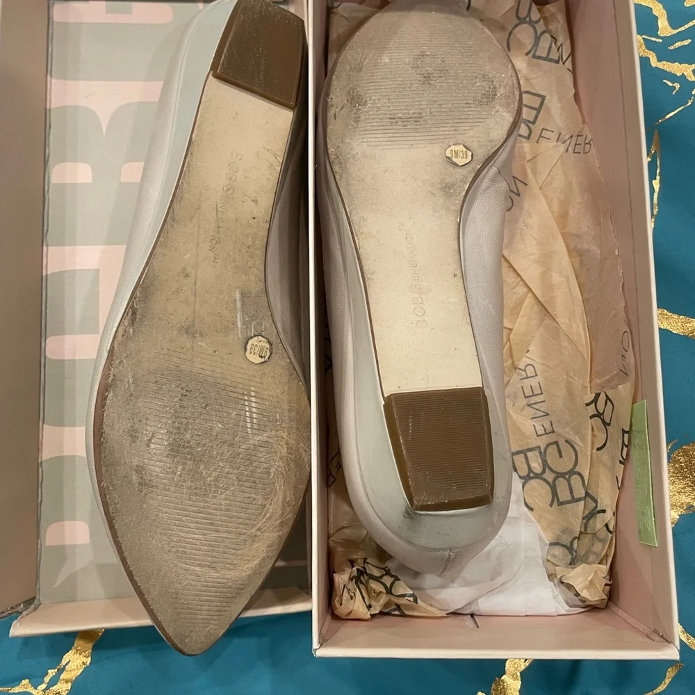 BCBGeneration LIKE NEW flats size 9 - Picture 14 of 14